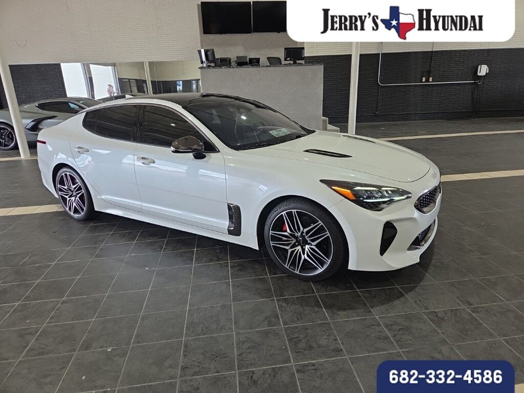 Used 2022 Kia Stinger GT1 Sedan