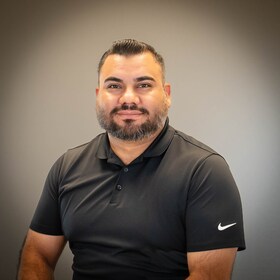 Staff member Raul Luna from 74d55327051e
