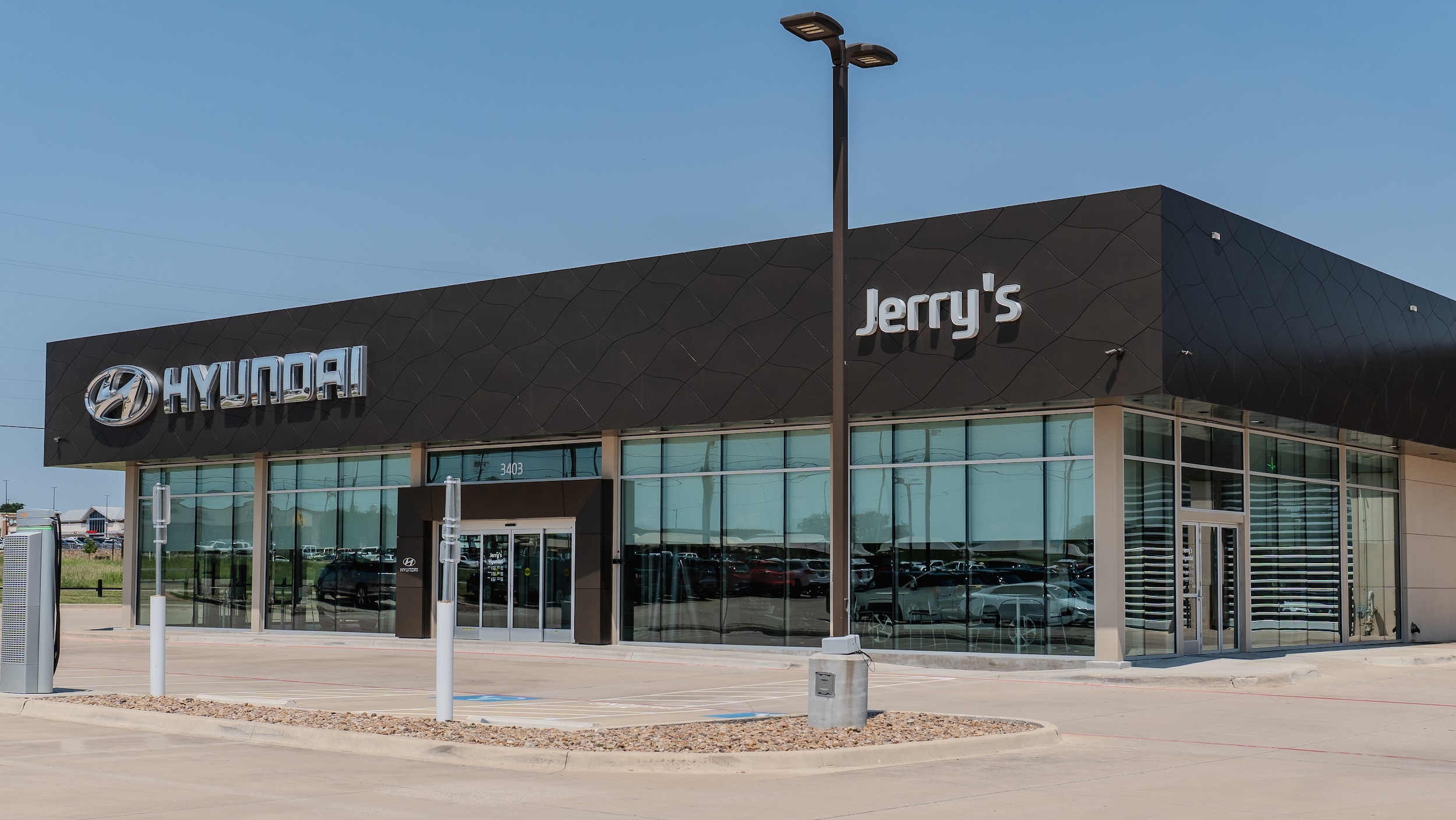The Jerry's Hyundai Dealership near you in Weatherford, TX