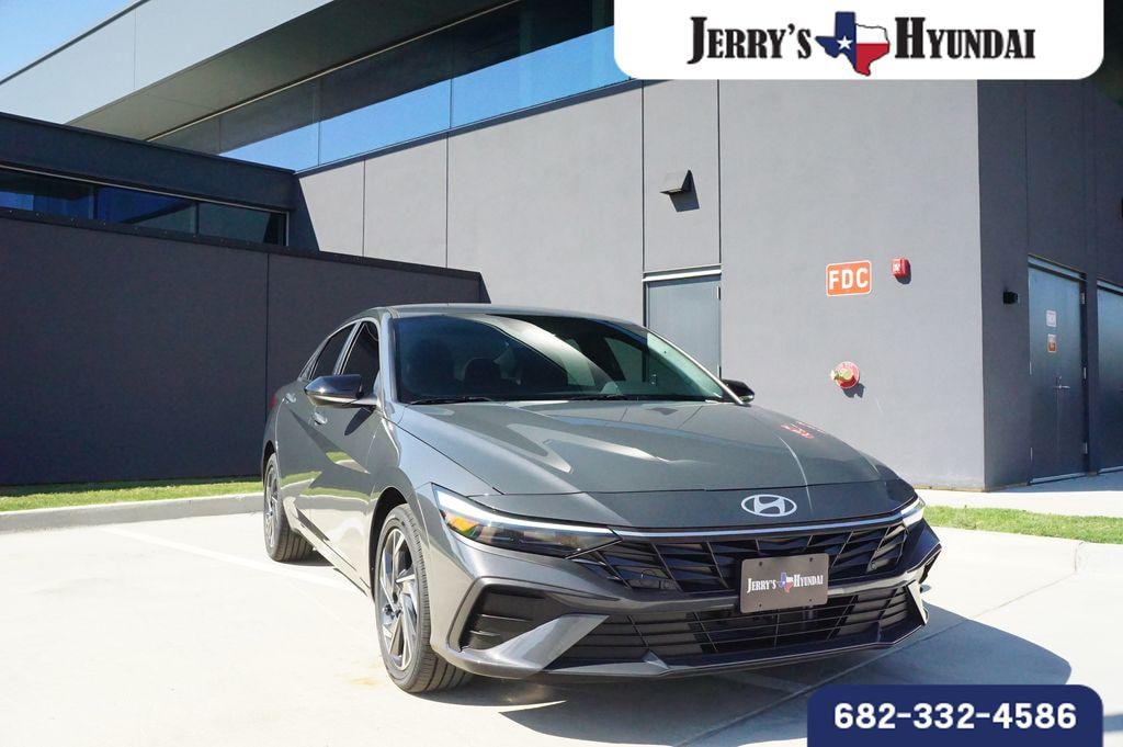 New 2025 Hyundai Elantra Hybrid SEL Sport Sedan