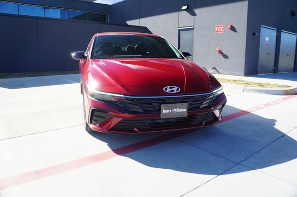 Certified 2025 Hyundai Elantra SEL Sport Sedan