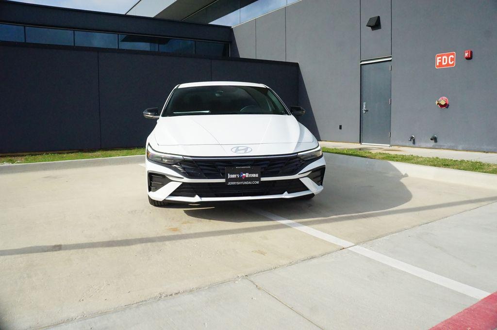 New 2026 Hyundai Elantra SEL Sport Sedan