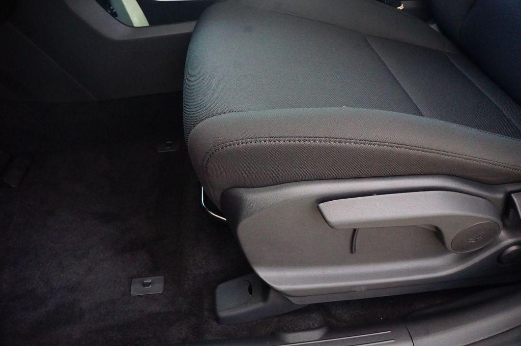 2026 Hyundai Santa Fe SE - Photo 18