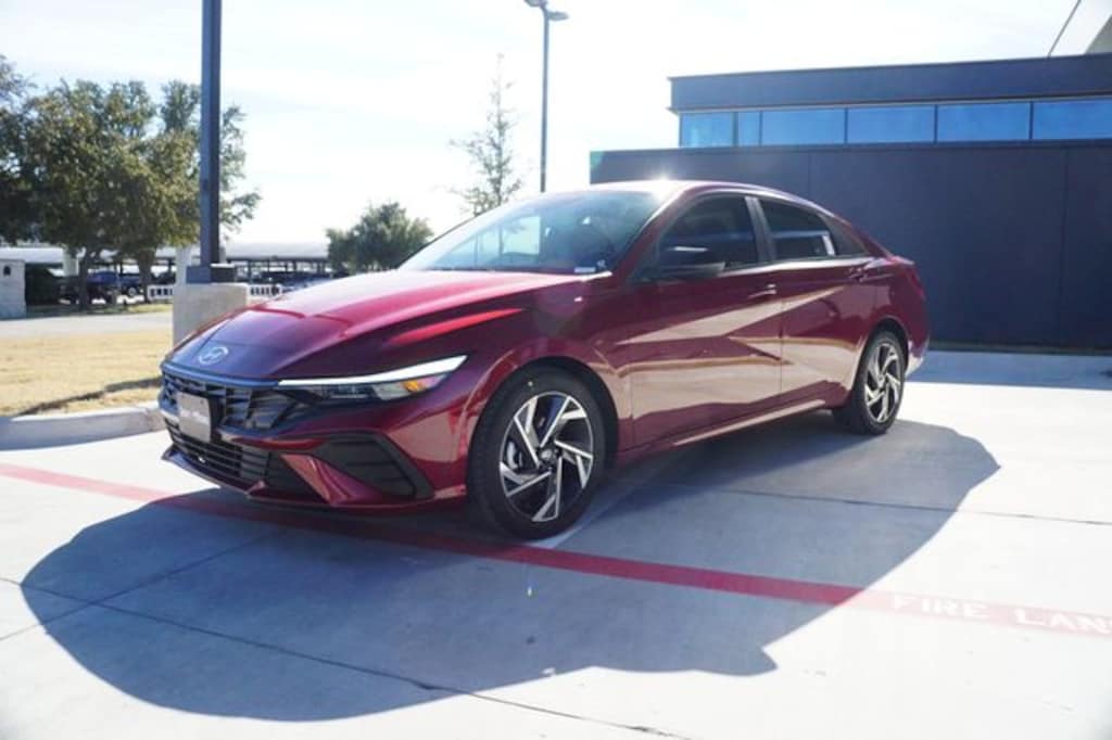 Certified 2025 Hyundai Elantra SEL Sport Sedan