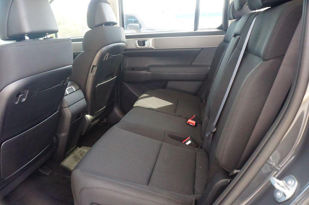 2026 Hyundai Santa Fe SE - Photo 21