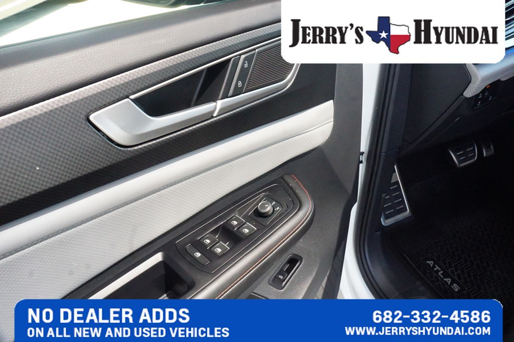 2024 Volkswagen Atlas Atlas Peak Edition - Photo 16