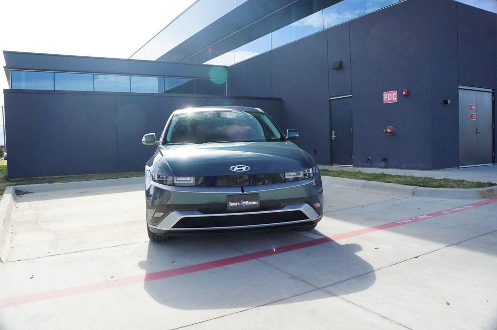 New 2026 Hyundai IONIQ 5 SEL SUV