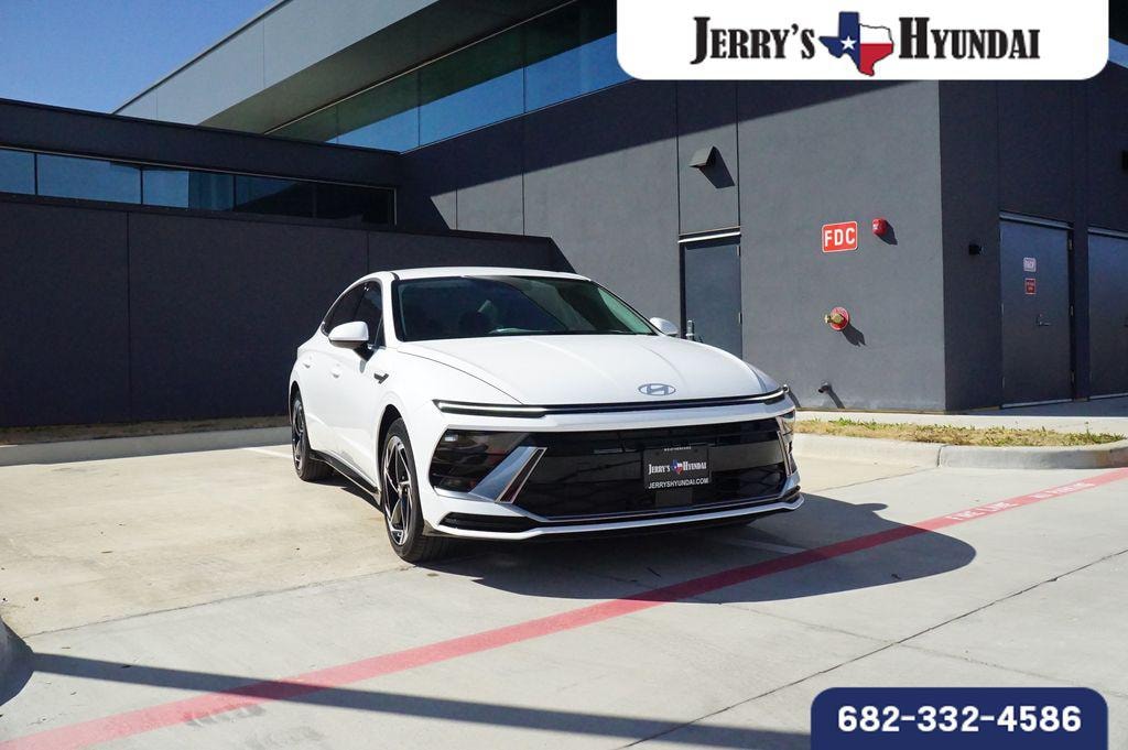 New 2026 Hyundai Sonata SEL Sport Sedan