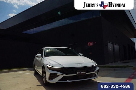 2025 Hyundai Elantra Hybrid Limited Sedan