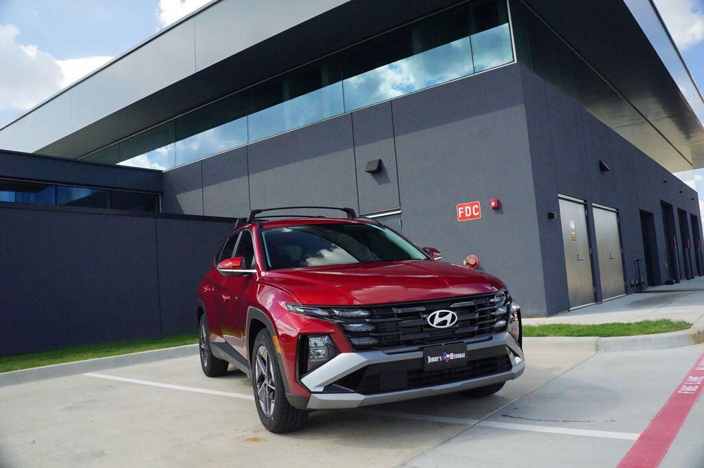 New 2026 Hyundai Tucson SEL Premium FWD SUV