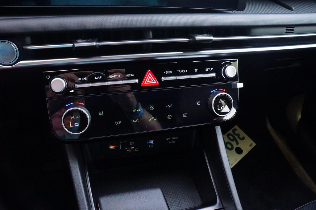 2026 Hyundai Santa Cruz SEL - Photo 11