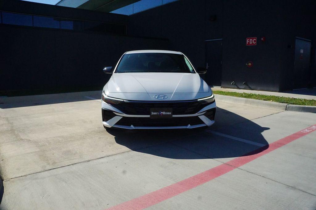 New 2026 Hyundai Elantra SEL Sport Sedan