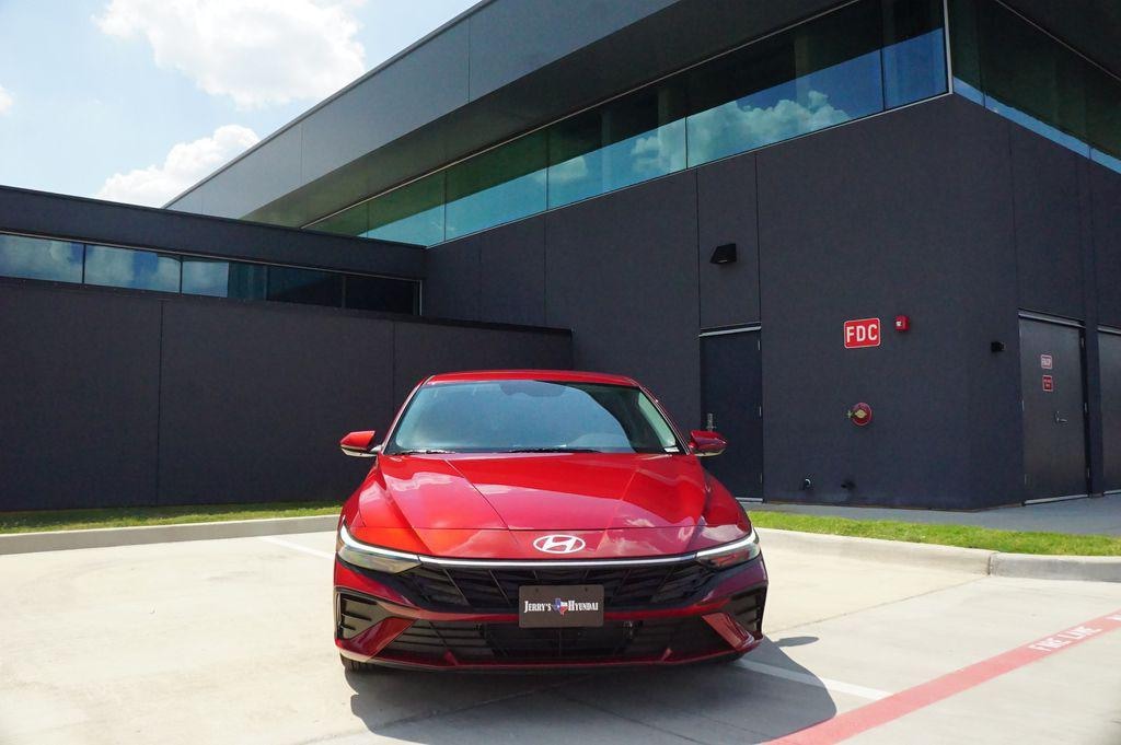 New 2025 Hyundai Elantra Hybrid Blue Sedan