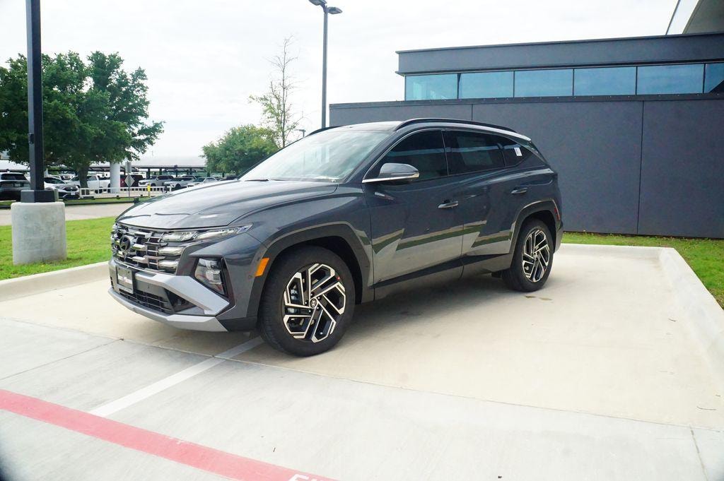 New 2026 Hyundai Tucson Limited FWD SUV