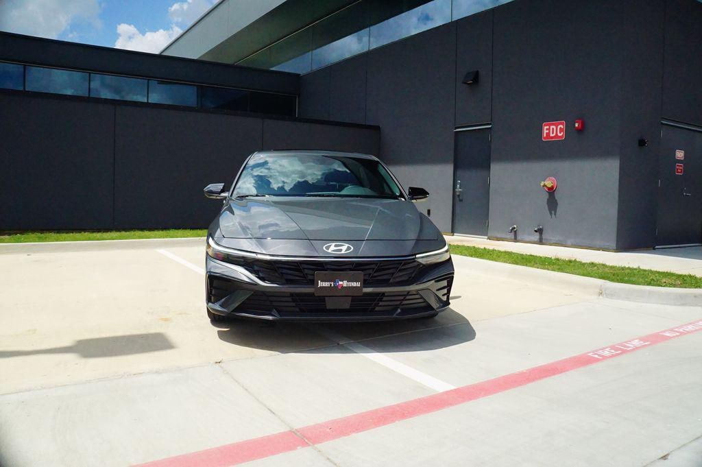 New 2026 Hyundai Elantra SEL Sport Premium Sedan