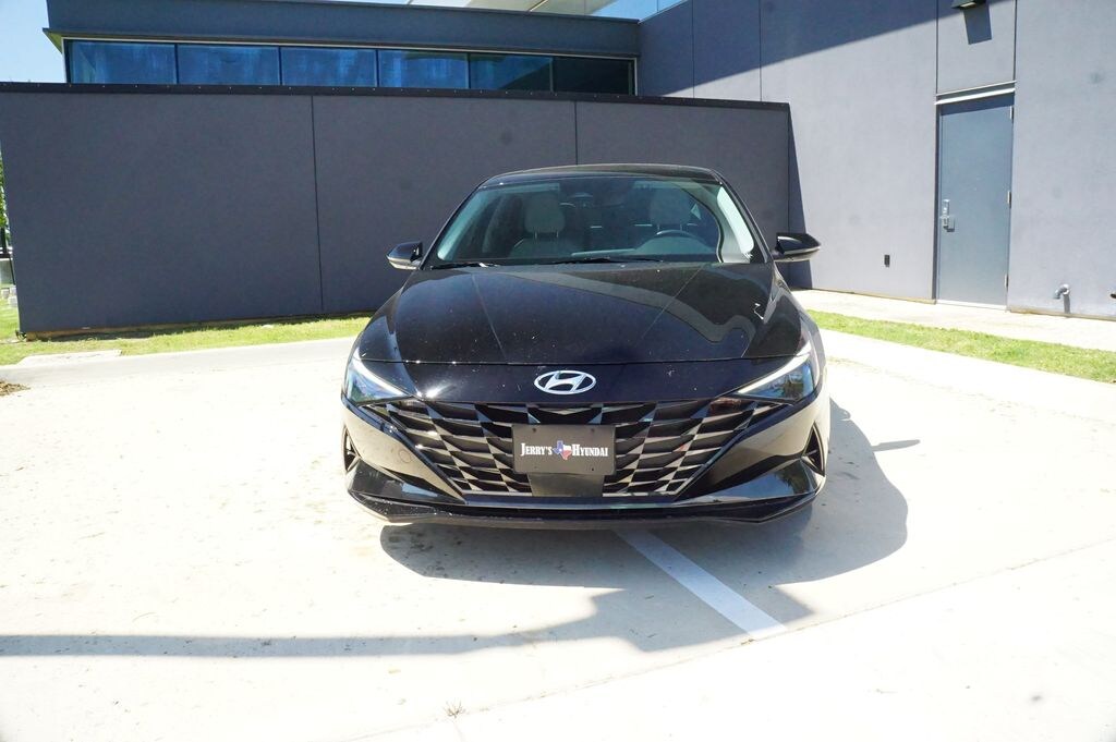 Certified 2023 Hyundai Elantra Limited Sedan