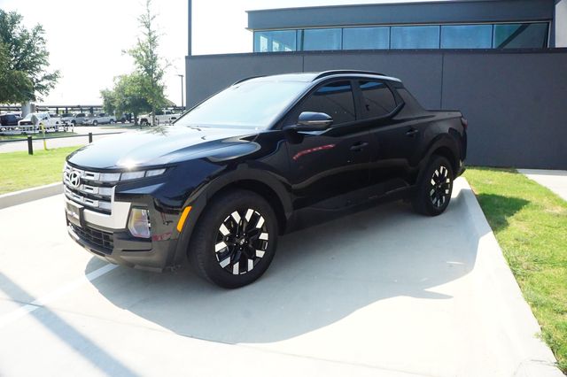 2025 Hyundai Santa Cruz SEL Activity photo 3