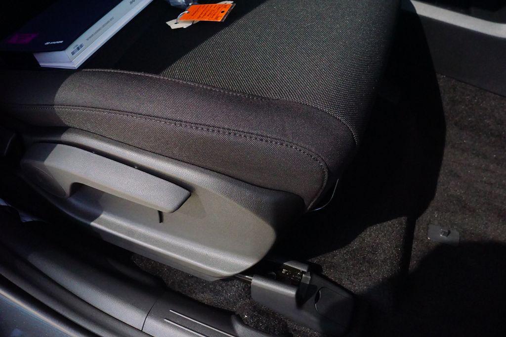 2026 Hyundai Santa Fe SE - Photo 24