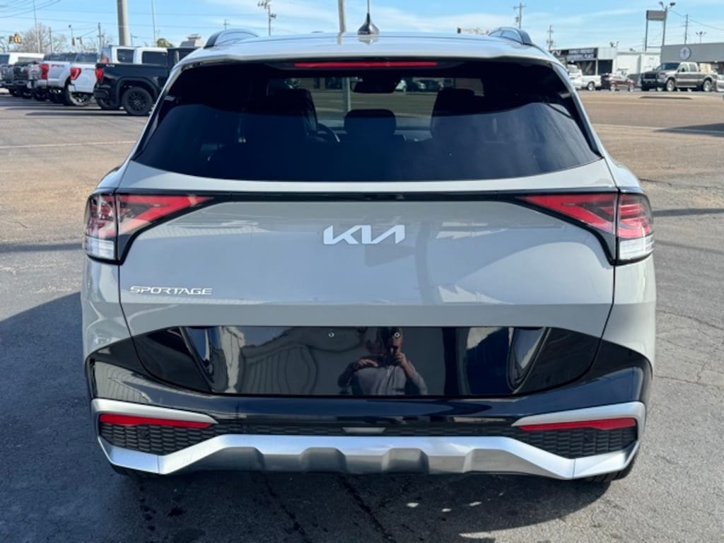 Used 2024 Kia Sportage SX-Prestige SUV
