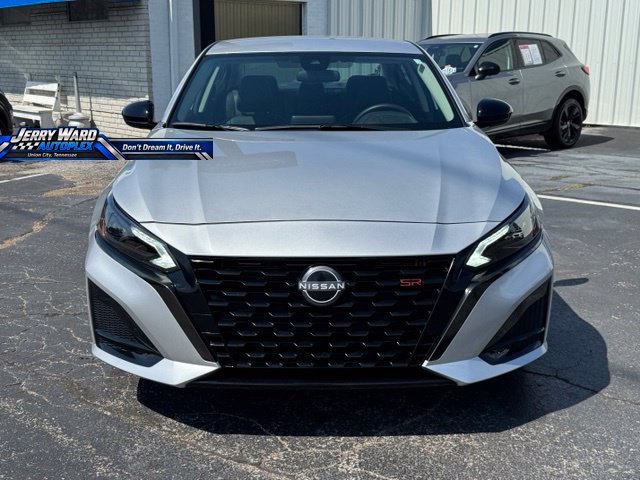 Used 2025 Nissan Altima 2.5 SR Sedan