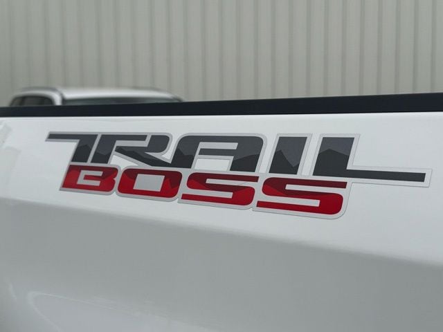 2024 Chevrolet Silverado 1500 LT Trail Boss - Photo 9