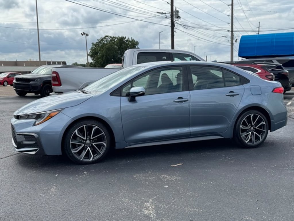 Used 2022 Toyota Corolla SE Sedan