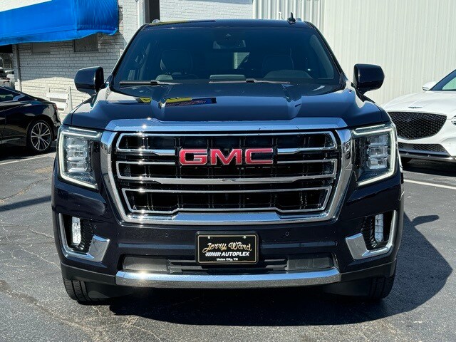 2023 Gmc Yukon XL SLT photo 2
