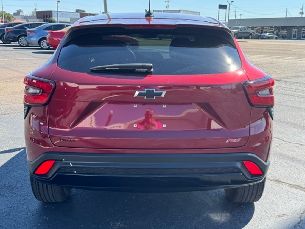 Used 2024 Chevrolet Trax 1RS SUV