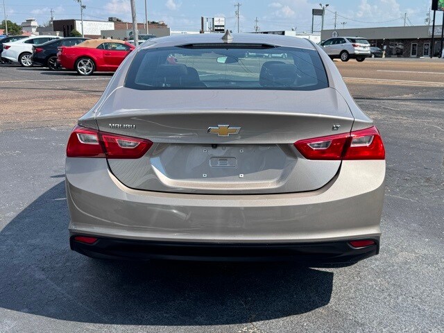 2023 Chevrolet Malibu 1LT photo 4