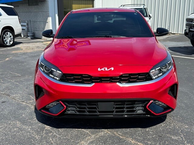 2024 Kia Forte GT-Line photo 2