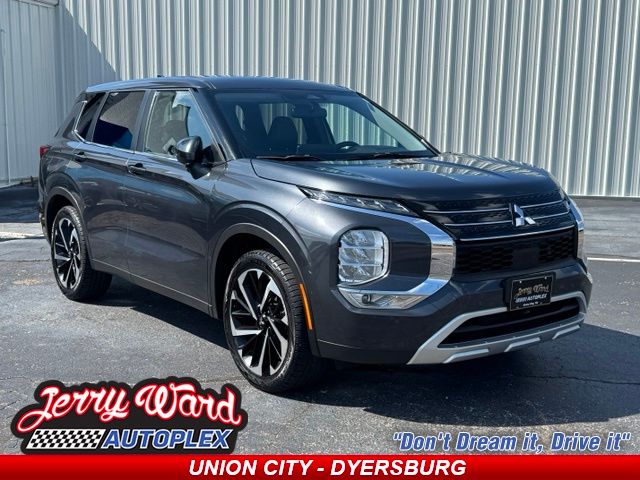 2024 Mitsubishi Outlander SE 2WD's photo