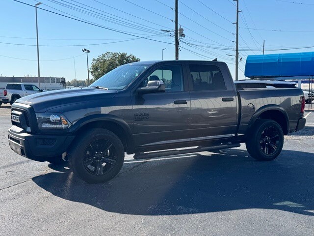 2023 Ram 1500 Classic Warlock photo 3