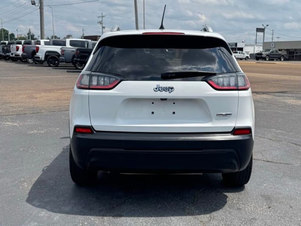 Used 2019 Jeep Cherokee Latitude Plus SUV