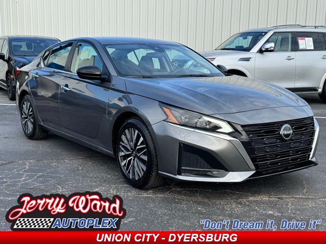 2024 Nissan Altima SV