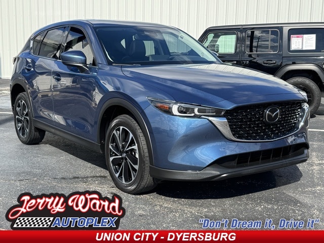 2023 Mazda CX-5 S Premium package's photo