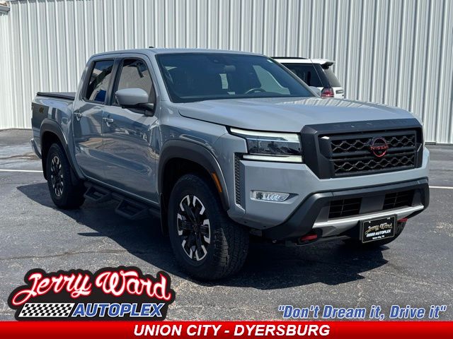2024 Nissan Frontier PRO-4X Crew Cab 4X4's photo