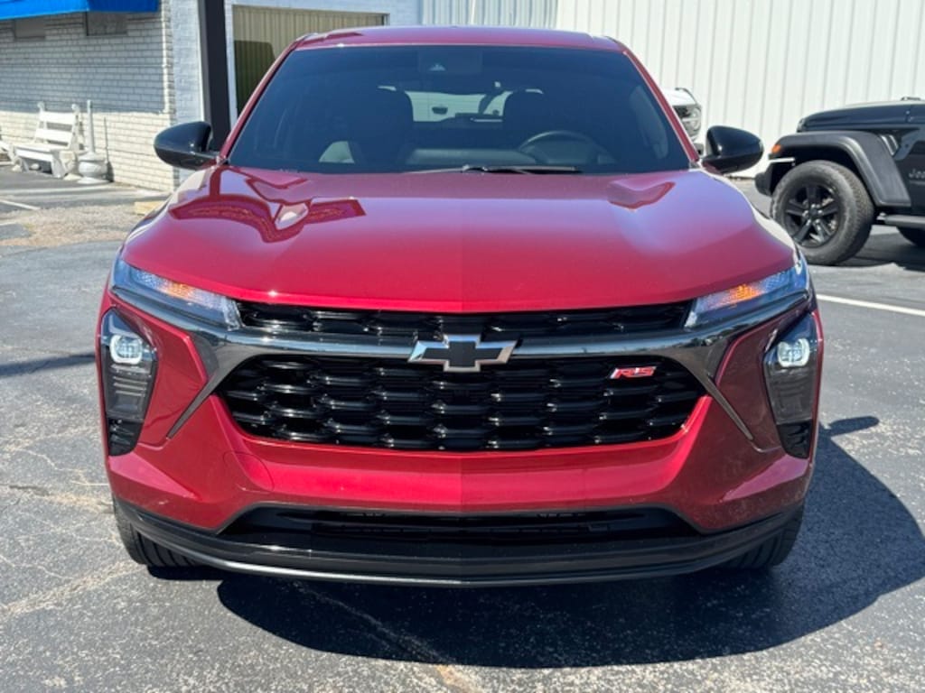 Used 2024 Chevrolet Trax 1RS SUV