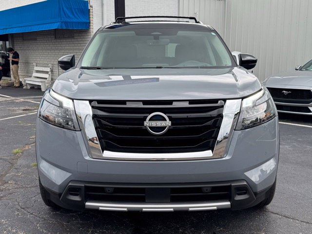 Used 2025 Nissan Pathfinder Platinum SUV