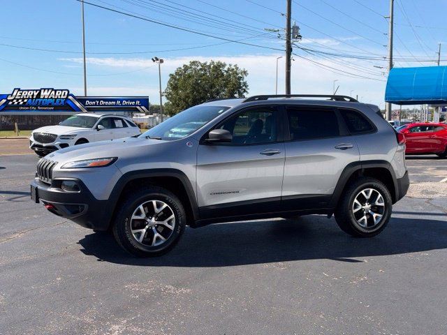 Used 2015 Jeep Cherokee Trailhawk SUV