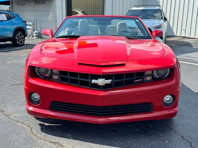 2012 Chevrolet Camaro SS photo 2