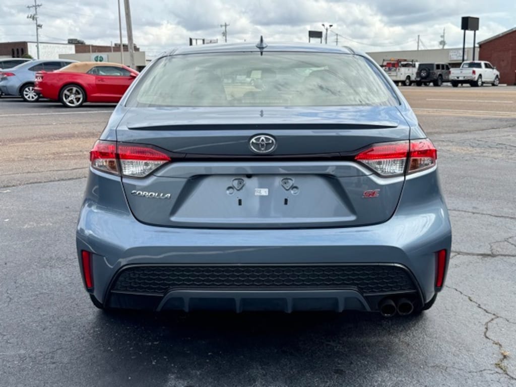 Used 2022 Toyota Corolla SE Sedan