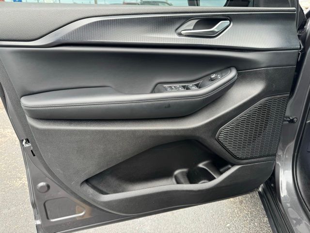 2025 Jeep Grand Cherokee L Altitude - Photo 16