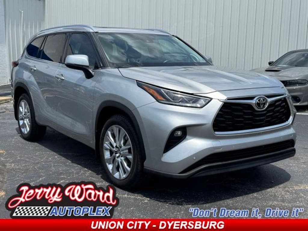 Used 2023 Toyota Highlander Limited SUV