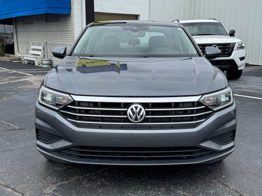 Used 2021 Volkswagen Jetta SEL Sedan