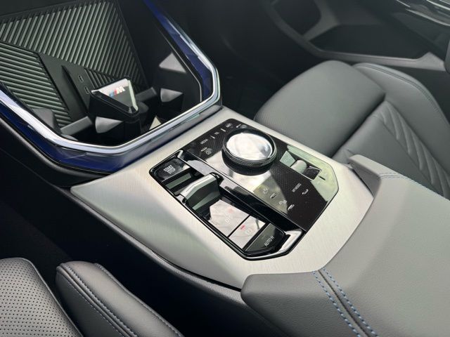 2026 BMW X3 30 - Photo 12