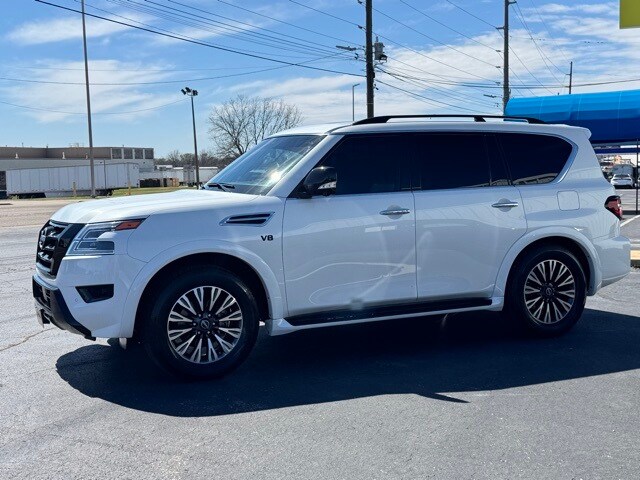 2022 Nissan Armada SL photo 3