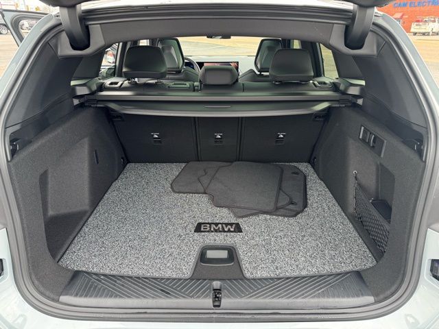 2026 BMW X3 30 - Photo 24
