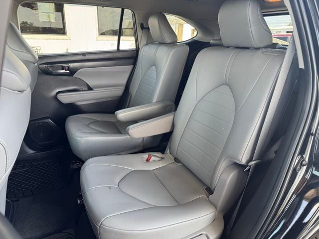 2023 Toyota Highlander XLE - Photo 23