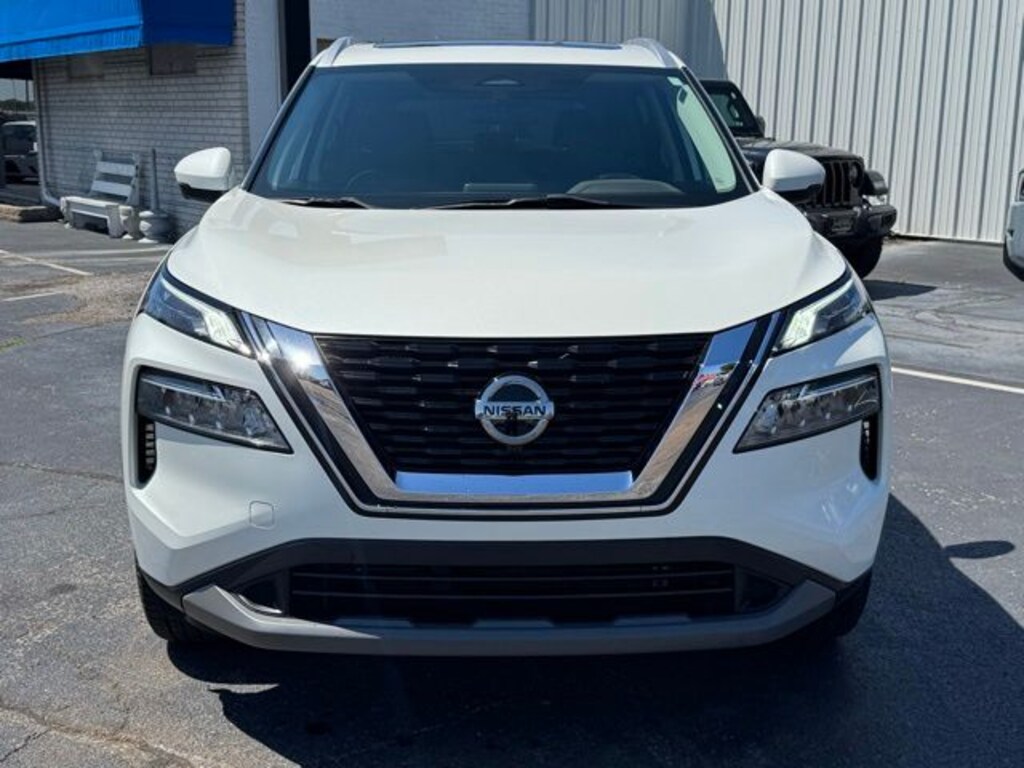 Used 2021 Nissan Rogue SV SUV