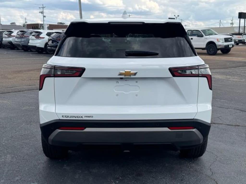 Used 2026 Chevrolet Equinox LT SUV